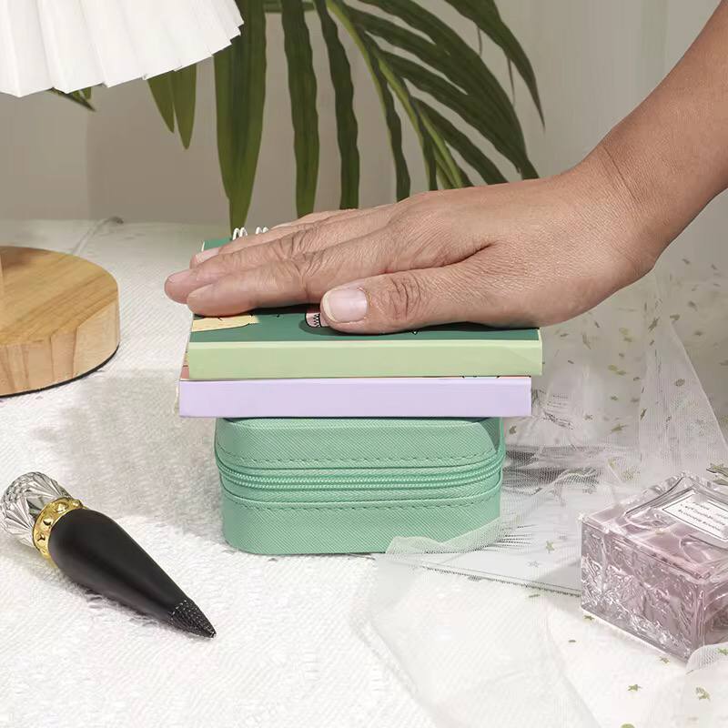 Portable travel storage organizer jewelry case
