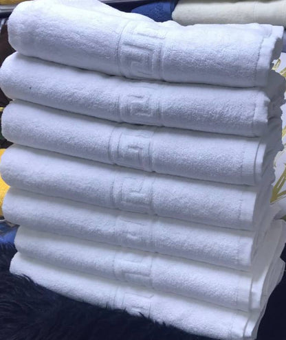 Cotton white towels