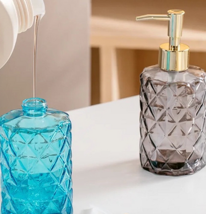 Nordic style glass dispenser