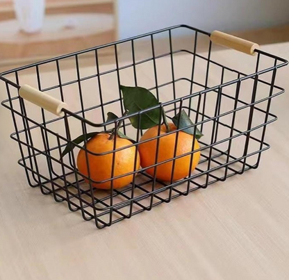 Metallic basket organizer