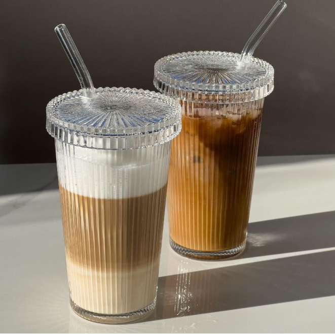 Simple Stripe Glass Cup With Lid and Straw