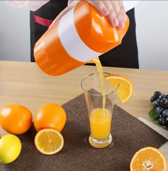 Manual juice dispenser