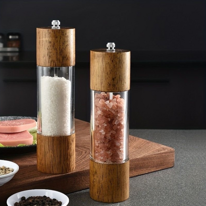 Manual spice/pepper grinder