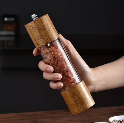 Manual spice/pepper grinder