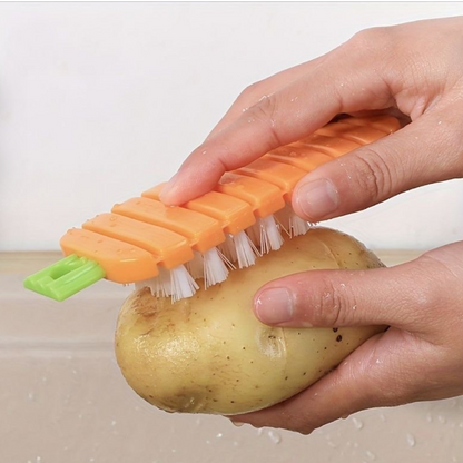 Flexible vegetable cleaning brush