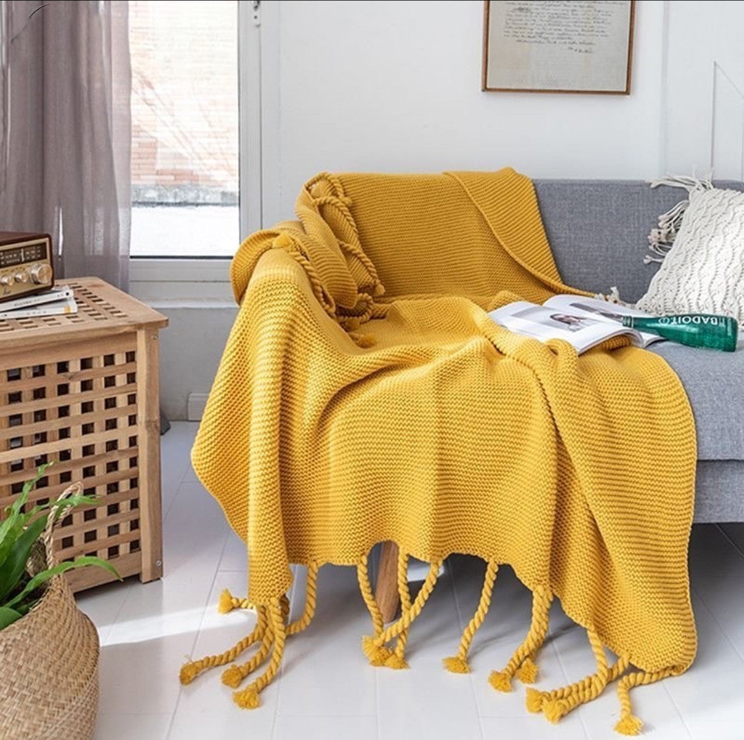 Supper Soft Knitted Throw Blankets With Tassels