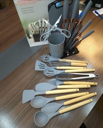 19 pc kitchenware set