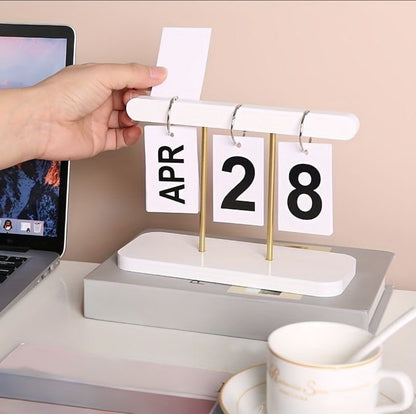 Desk Calendar