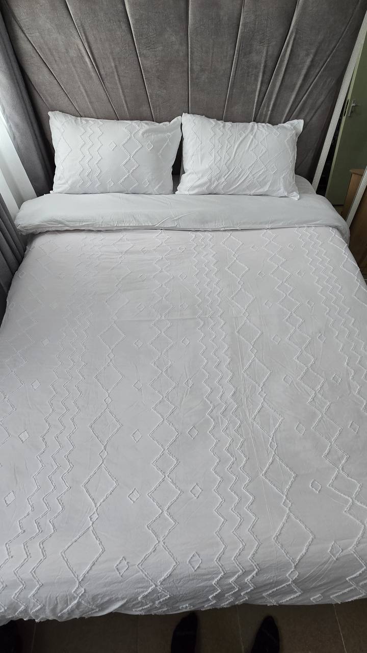 3pc Tufted  Wave Duvet cover setl