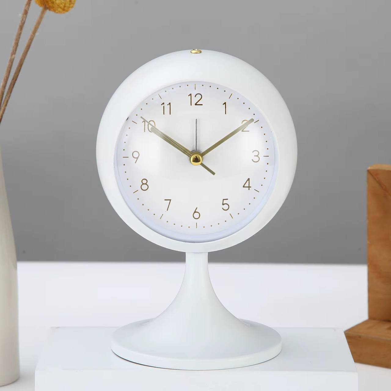 Room Decor: Table Clock Digital