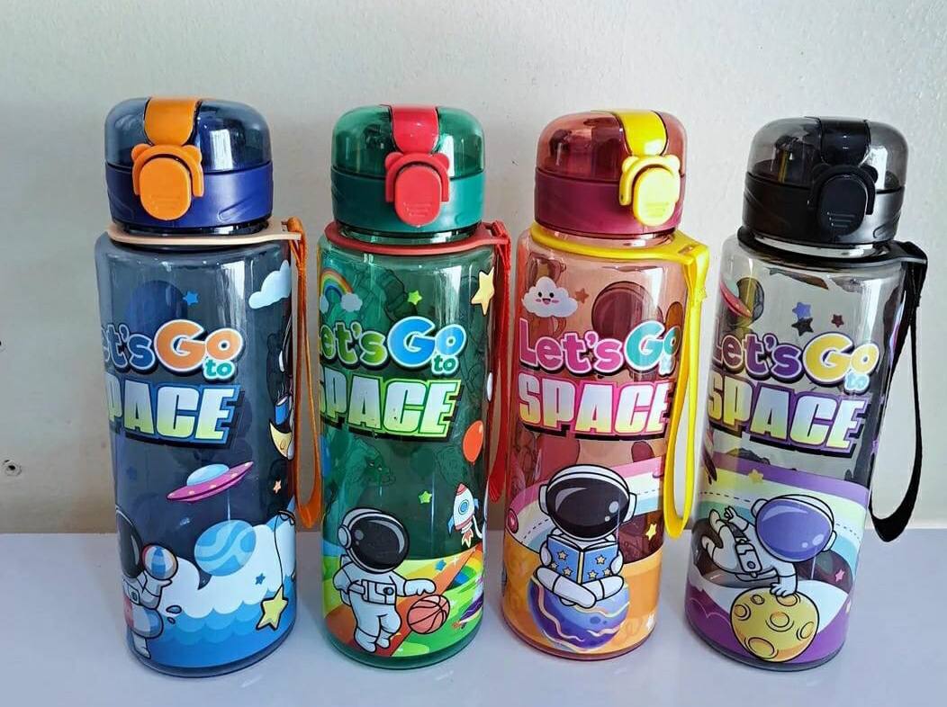 700ml kids space water