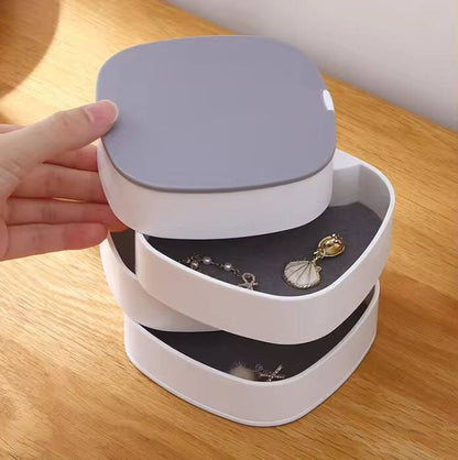 Rotating jewelry organizer