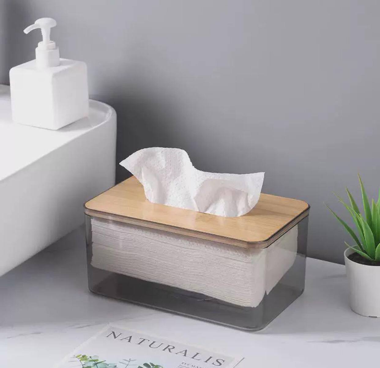 Serviette/tissue holder