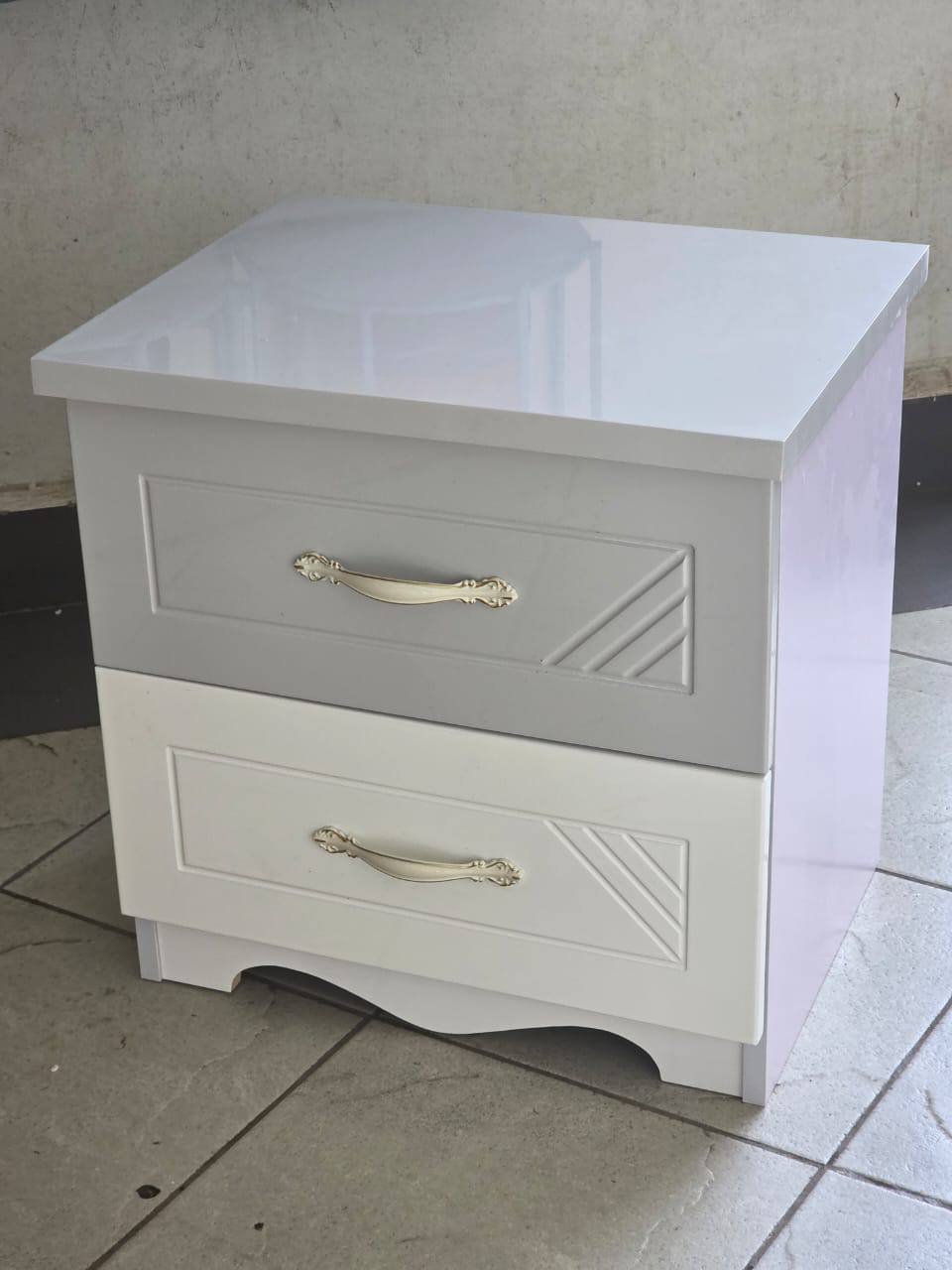 Solid wood bedside table nightstand