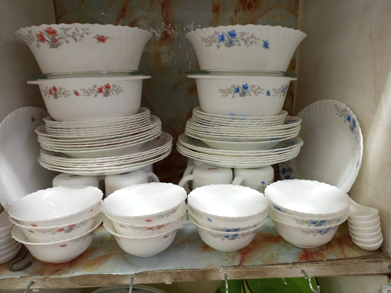 40 PCs dinner set