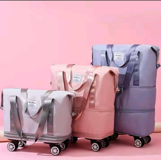 Movable travelling travelling duffle bag