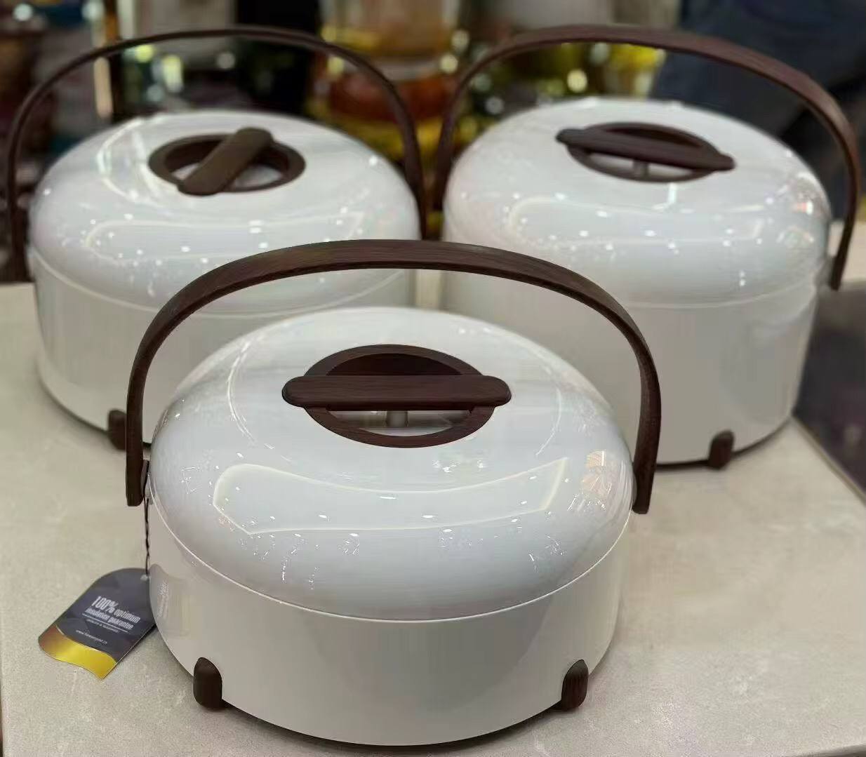 Unique Very High quality BIG SIZE forever gold insulated hotpots