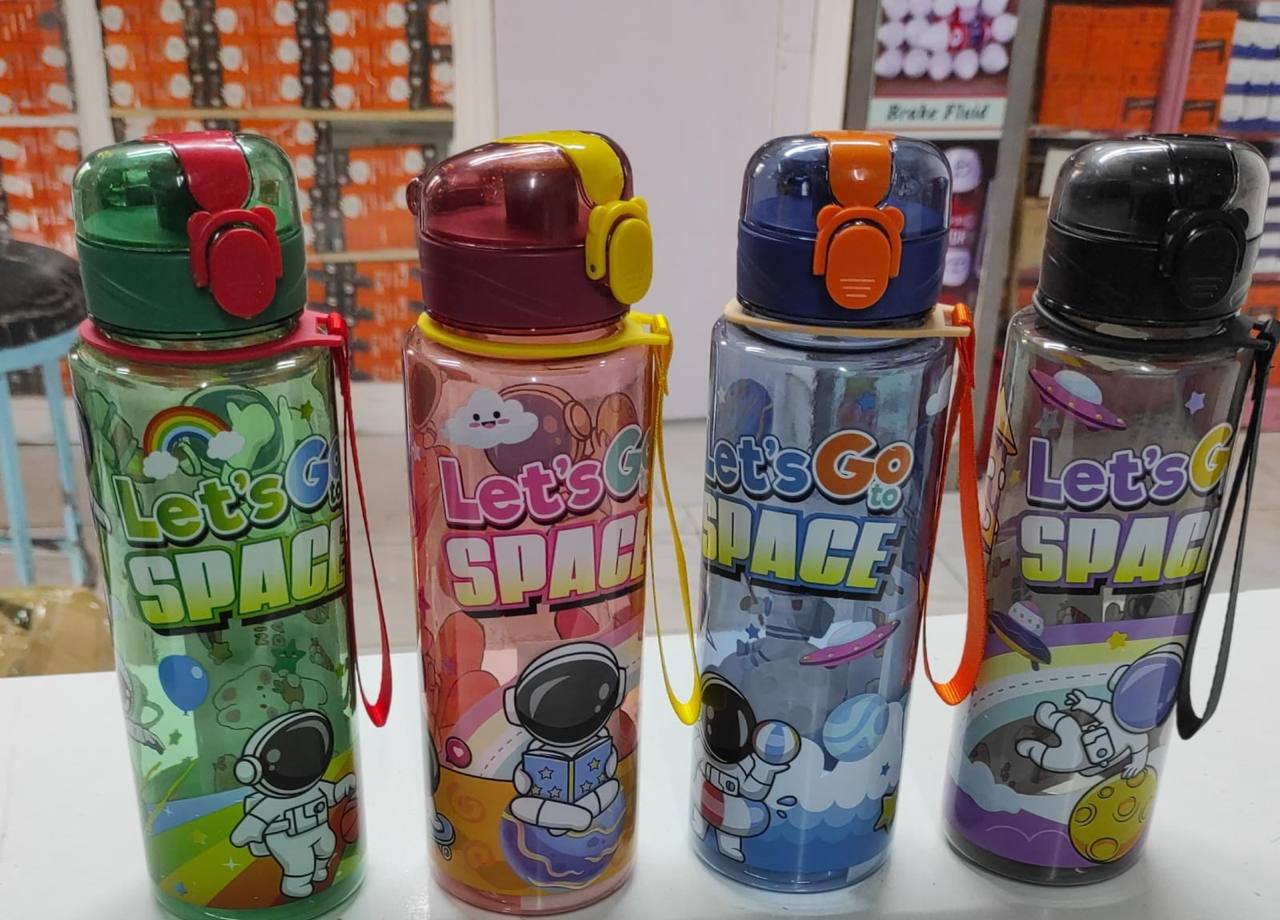 700ml kids space water