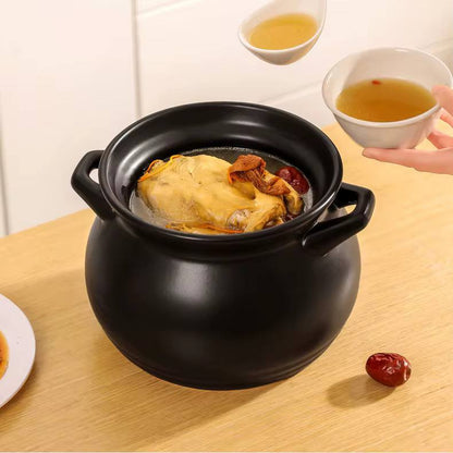 Porcelain Cooking pot.