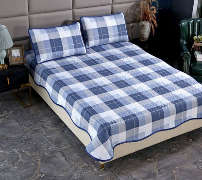 A set of quality warm bedcovers