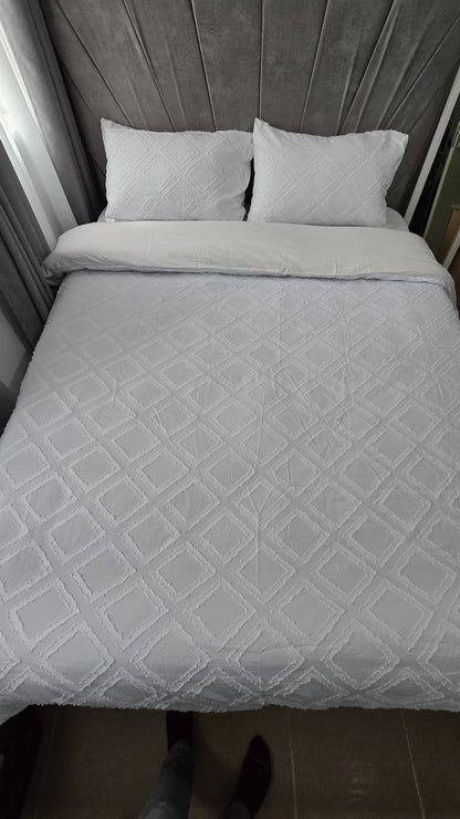 3pc Tufted  Wave Duvet cover setl