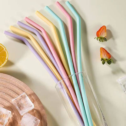 Reusable silicone straws 
4pcs s