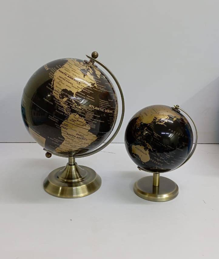 ROTATING GLOBE WORLD MAP 
Rotating Atlas