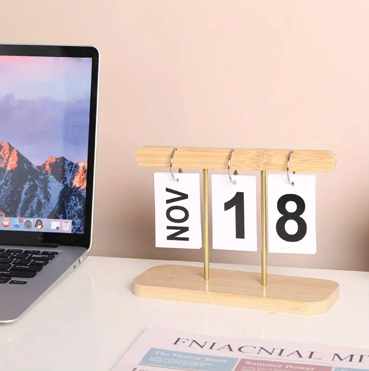 Desk Calendar