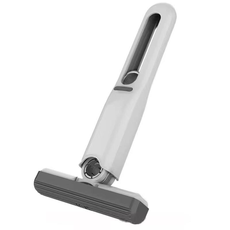 Self squeezing desktop mini mop