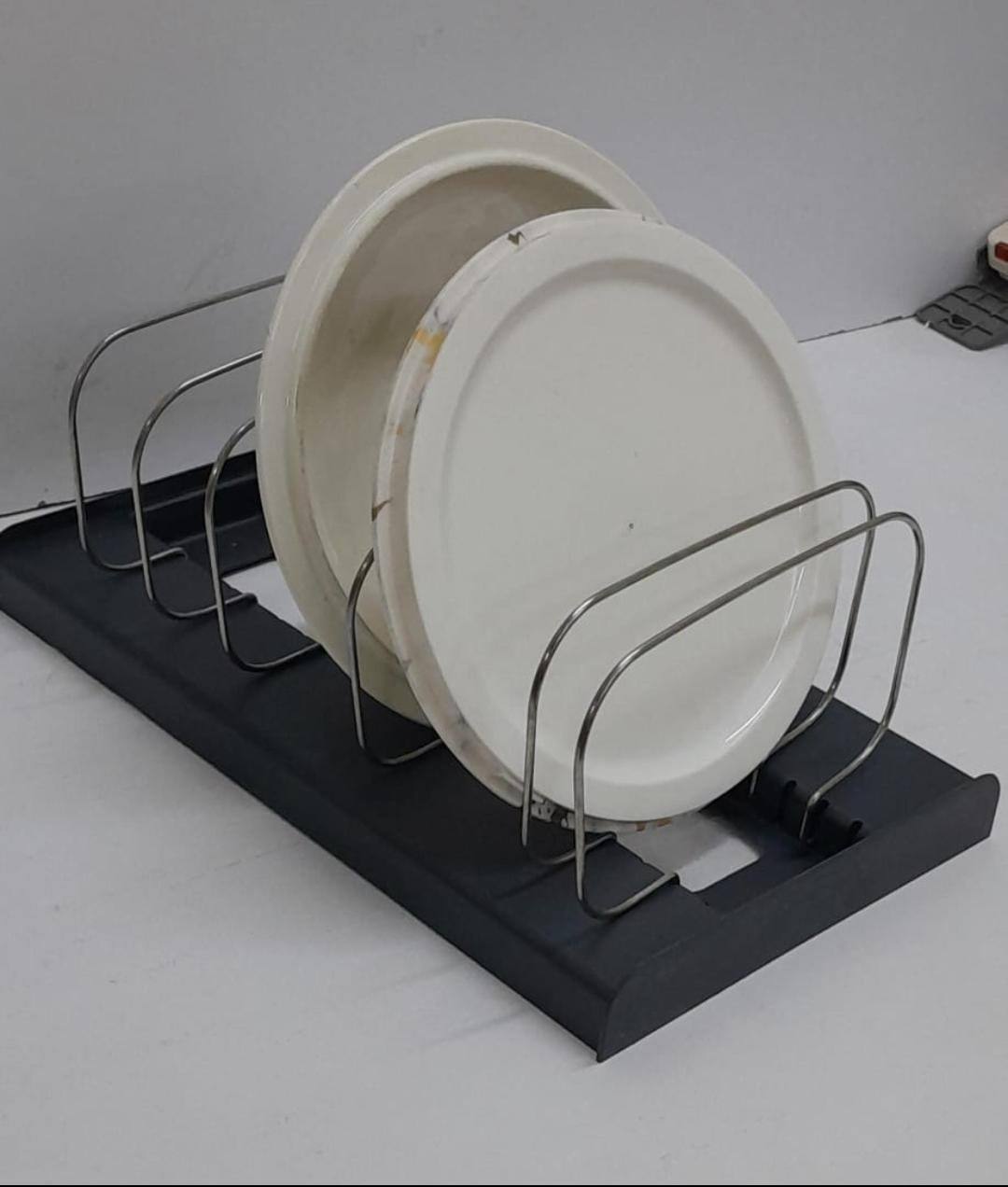 Bakeware organizer/cookware organizer