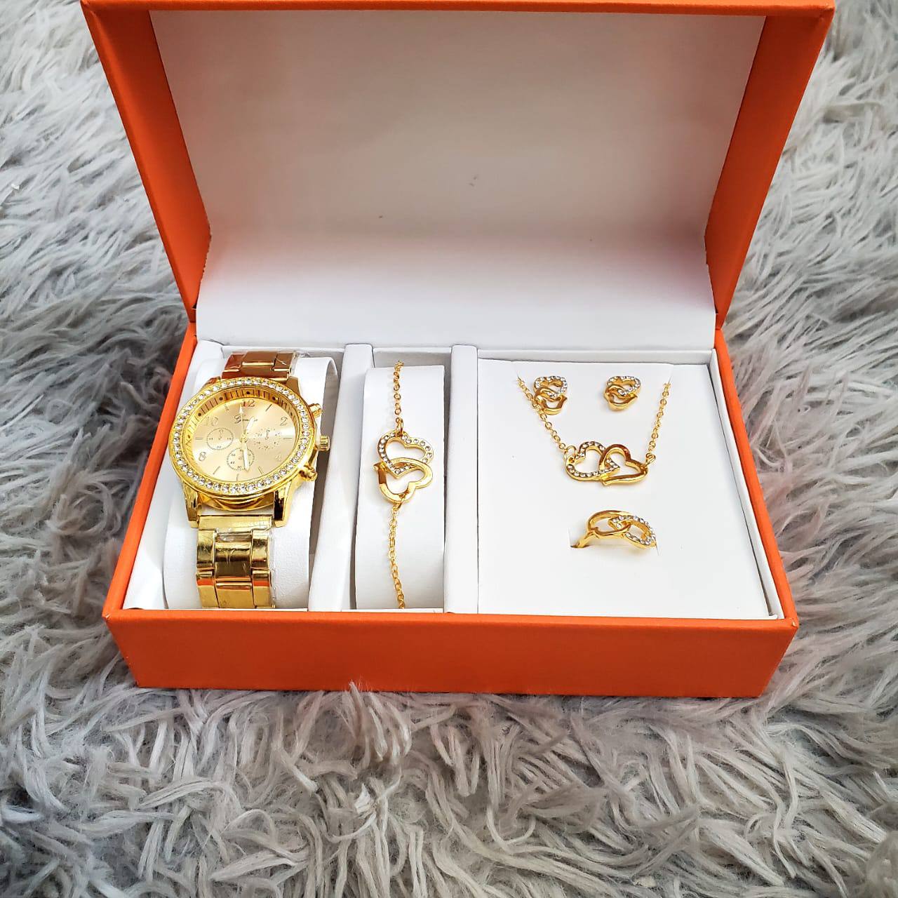 LADIES 5 PC GIFT SET
(Geneva -love Heart)