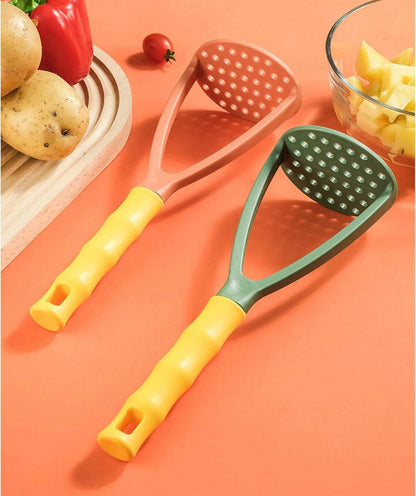 Potato Masher, OHOLA Plastic Mashed Potatoes Masher, Colorful Food Masher, Masher Kitchen Tool for Potato, Avocado, Bean, Guacamole, Fruit and Vegetable 11.2inch
 Random color