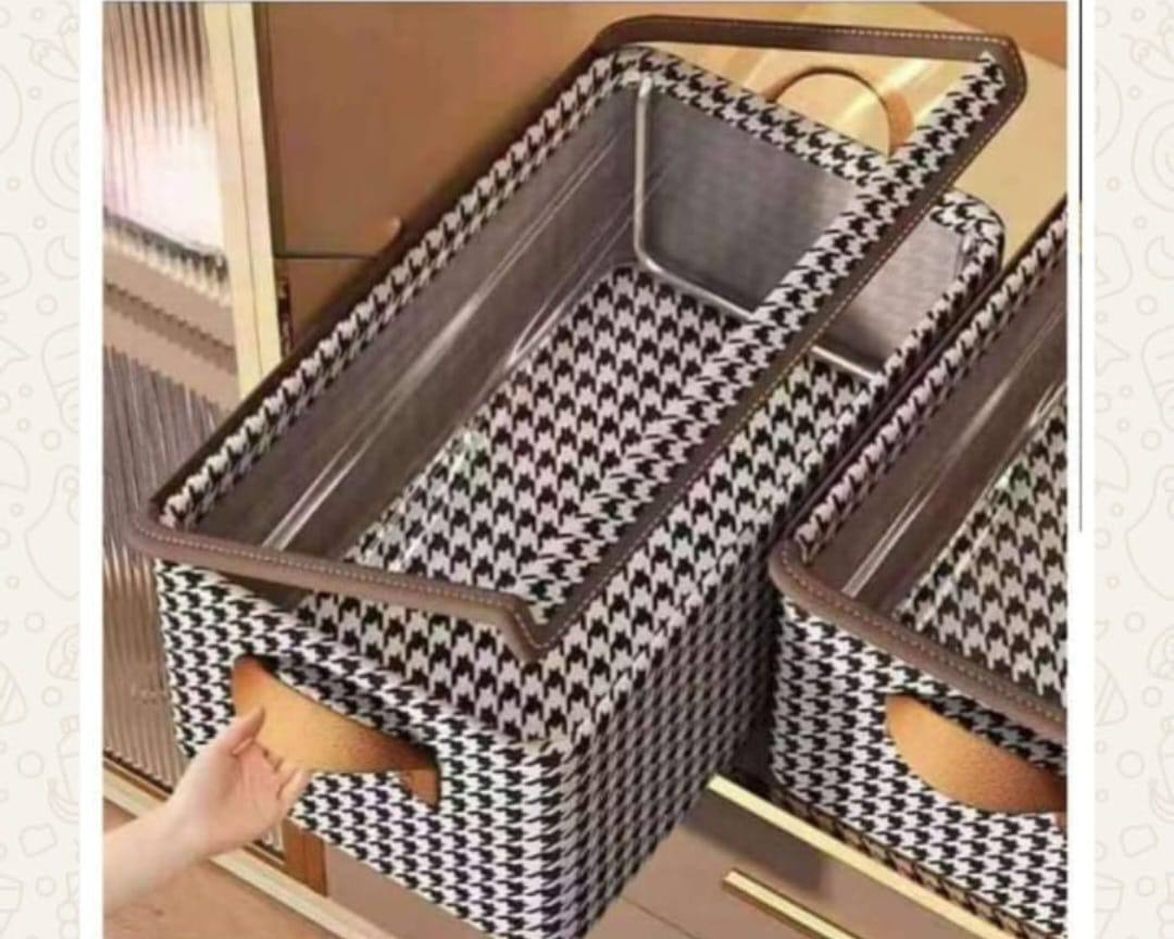 Wardrobe Foldable dotted  Closet Organizer with a Cover