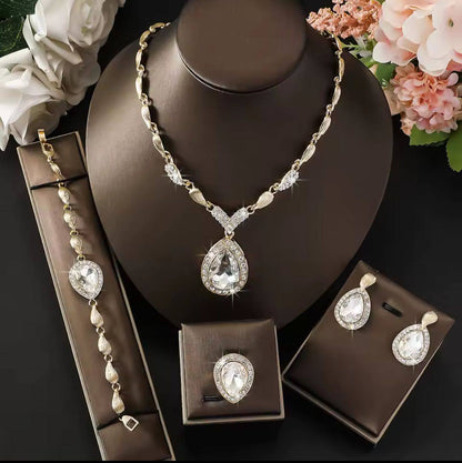 4 PC MATCHING JEWELLERY SETS