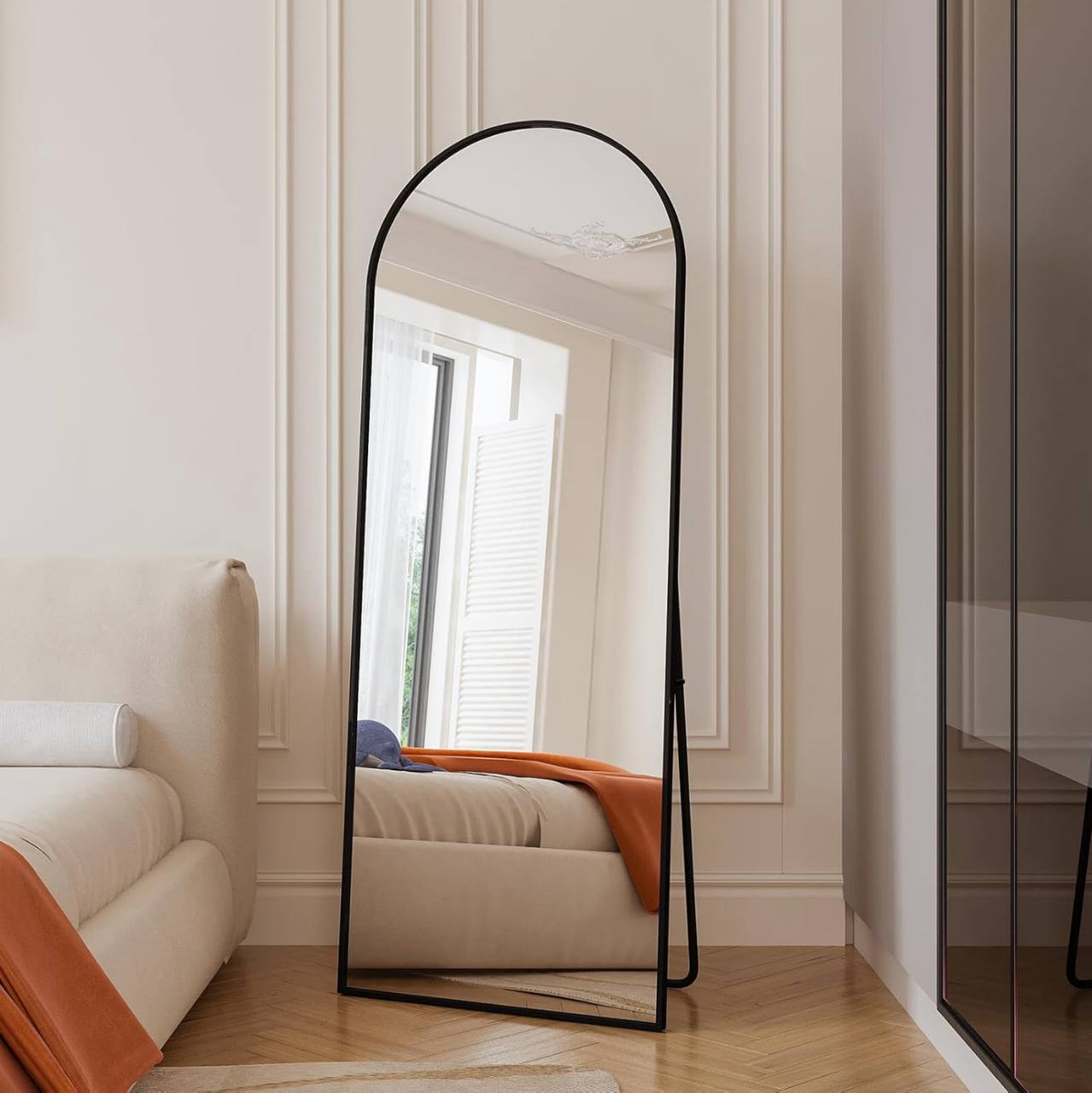 UNBREAKABLE MIRRORS
