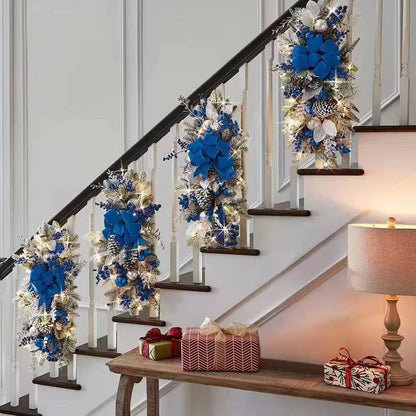 CHRISTMAS STAIRCASE WREATH DECORATIONS