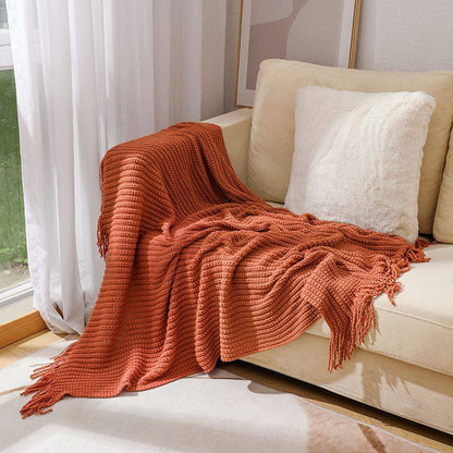 Knitted throw blanket