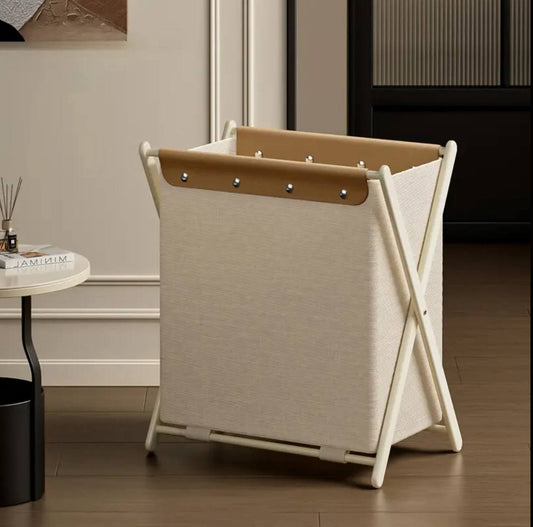 Large capacity laundry/ storage basket