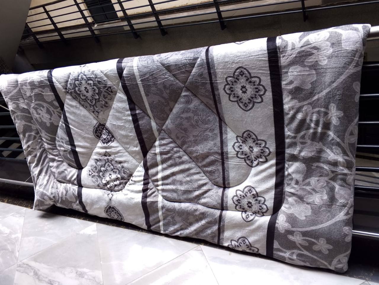 Warm Single Woolen Blankets