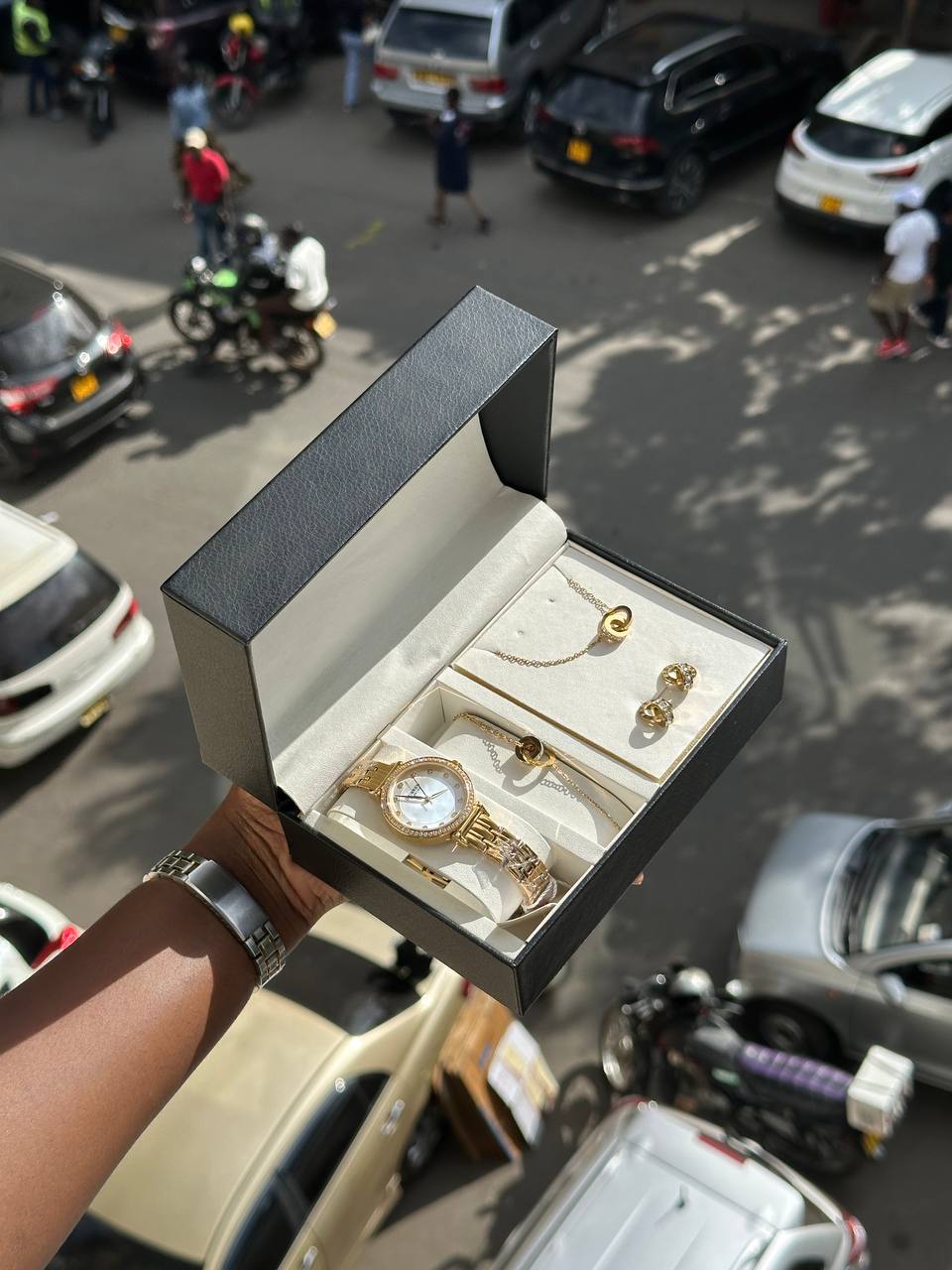 Ladies gold  gift set