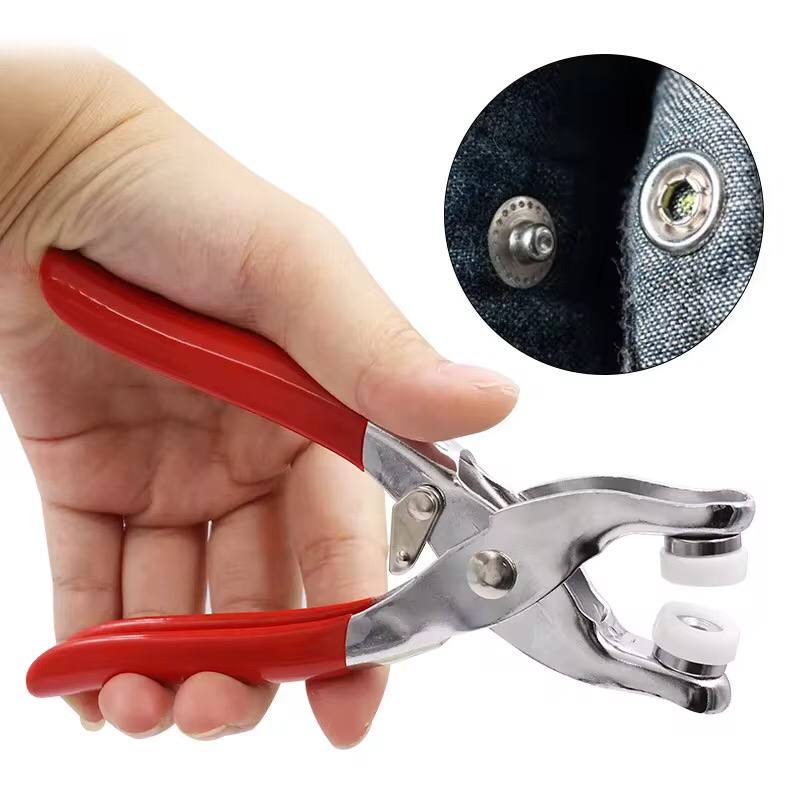 Metallic snup button pliers set