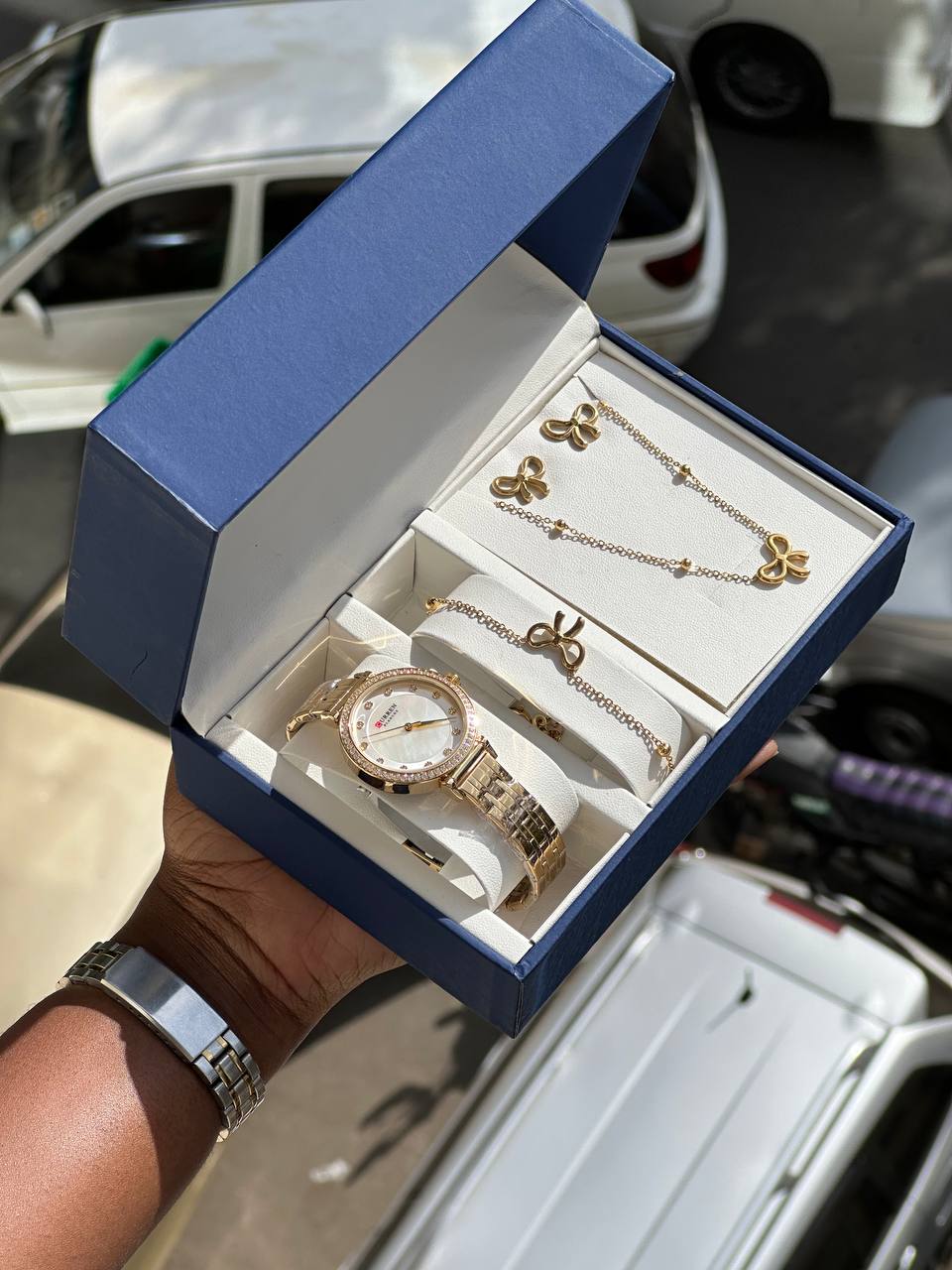 Ladies gold  gift set