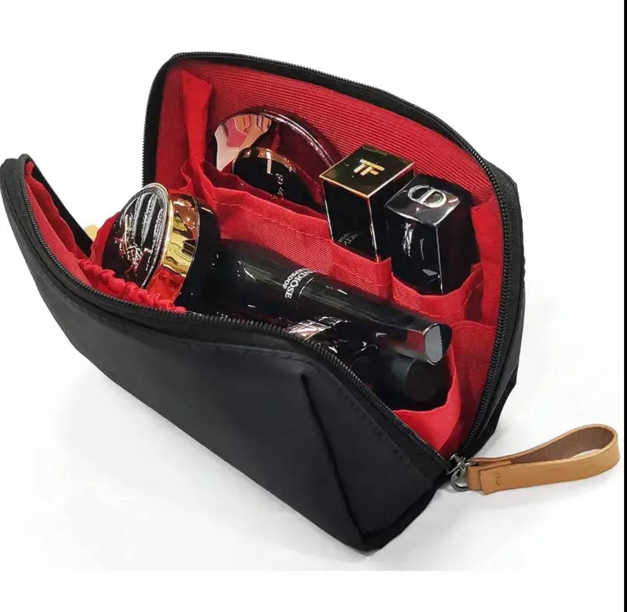 Fashionable small makeup bag/ mini cosmetic pouch with large capacity.