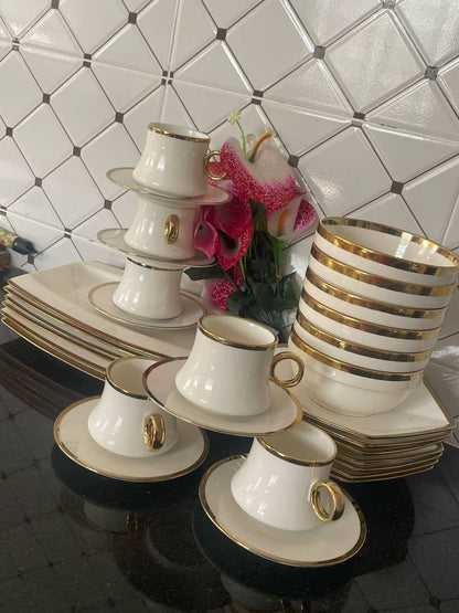 Gold dinner set