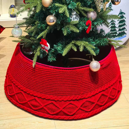 Beautifully knitted Christmas Tree Collar