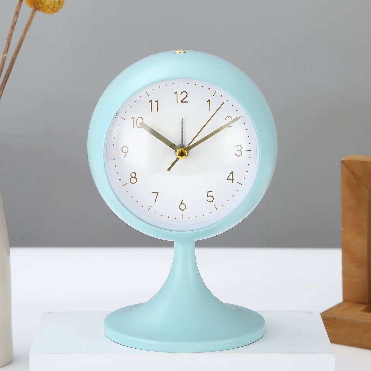 Room Decor: Table Clock Digital