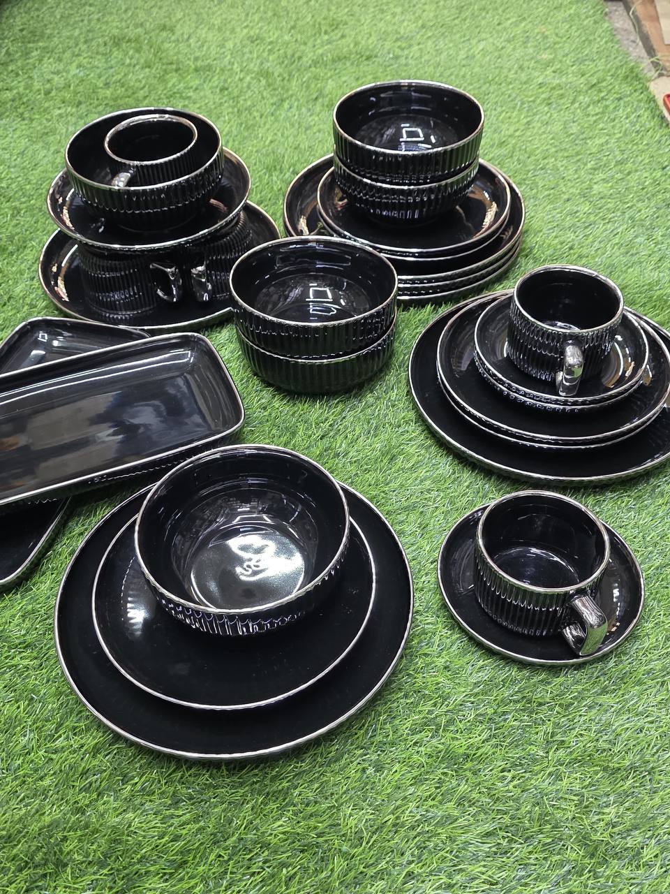 Elegant  European Porcelain Dinner set
