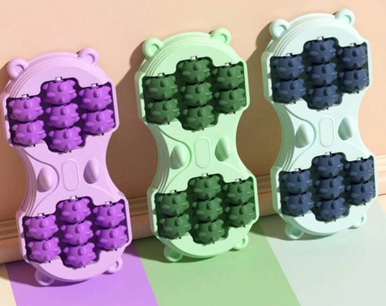 Manual Stepping 14 roller foot massager .