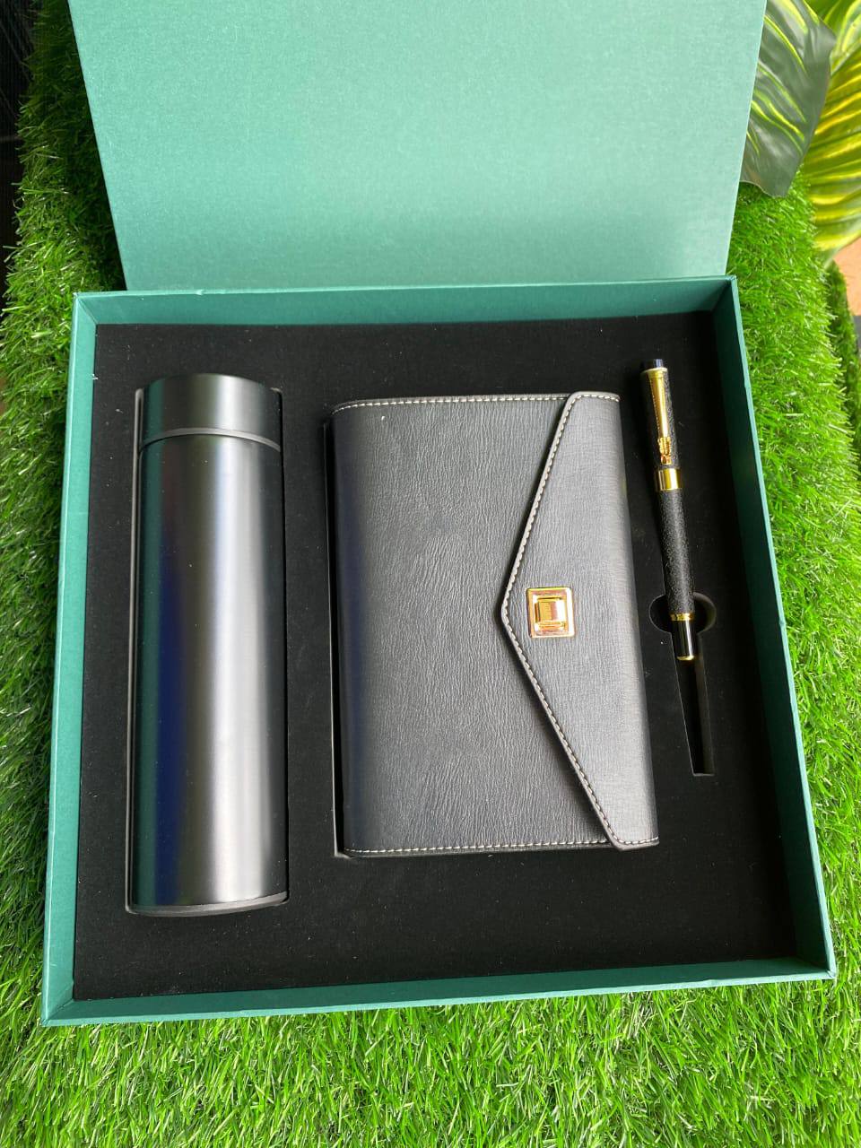 NEW EXECUTIVE COOPORATE GIFT SET