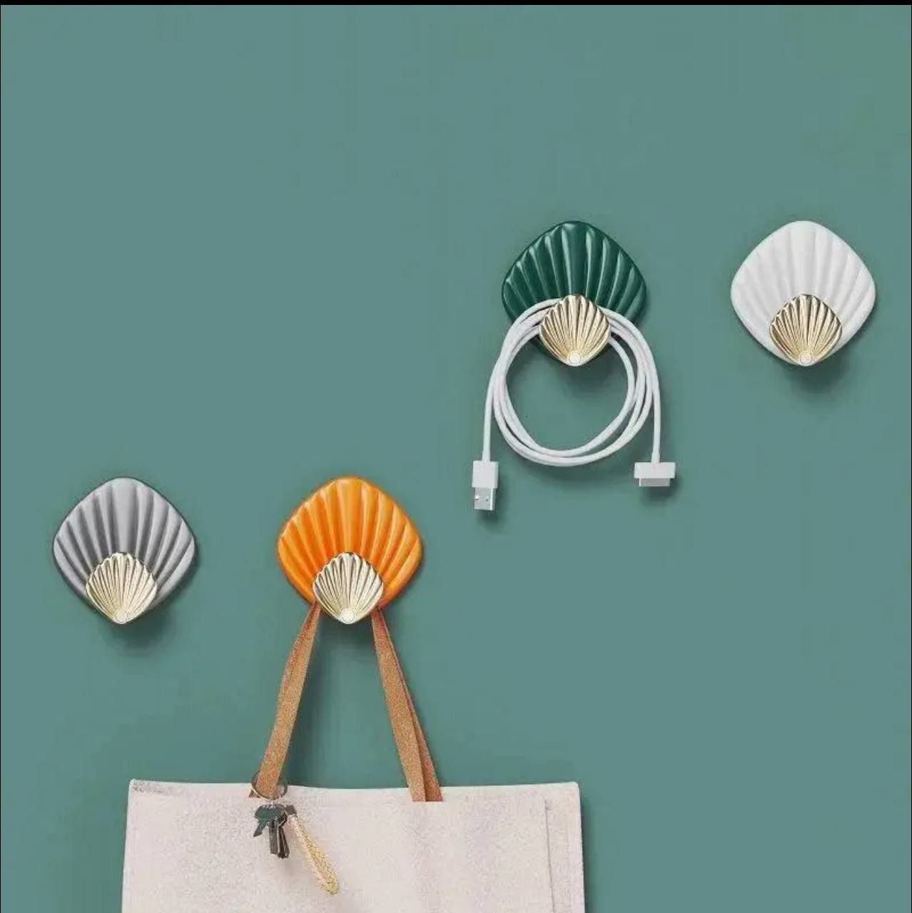 4pcs Creative Shell Shape Wall Hanging Hook